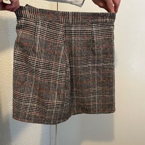 Cute skirt!